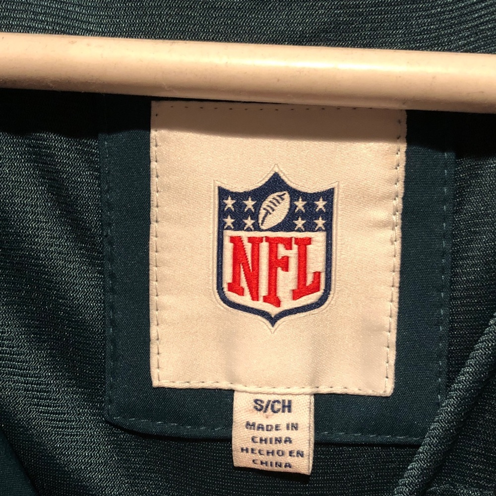 Philadelphia Eagles NFL Performance Jacket - Picture 2 of 7